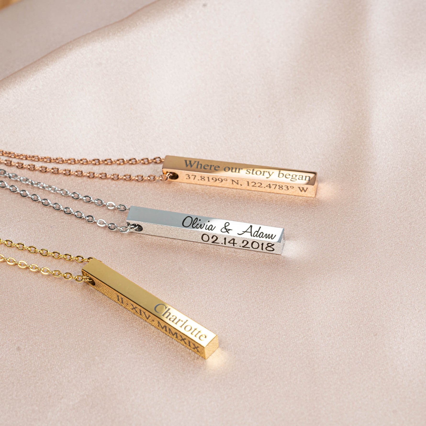 Four-Sided Vertical Bar Necklace