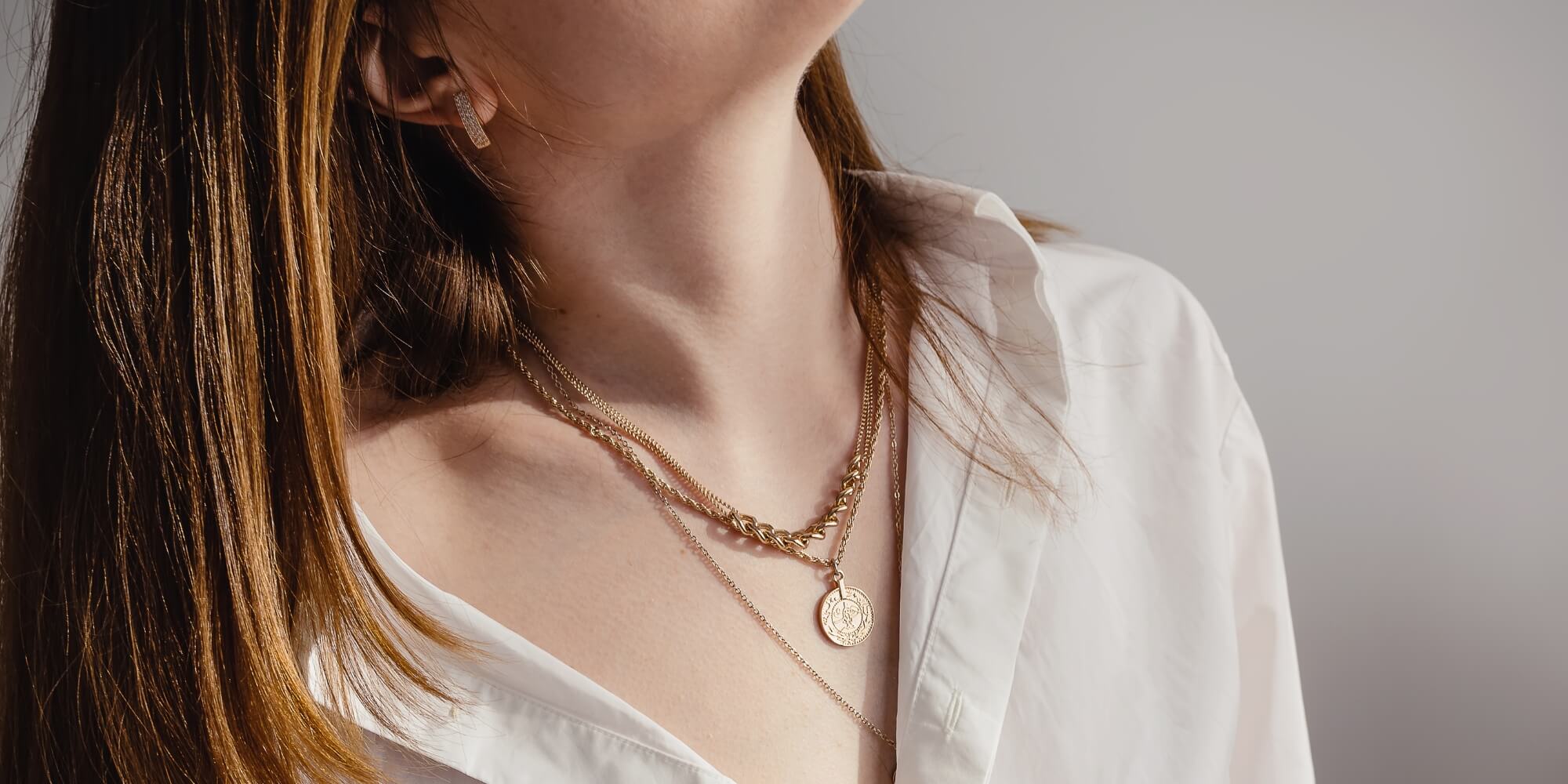 best engraved necklace for women