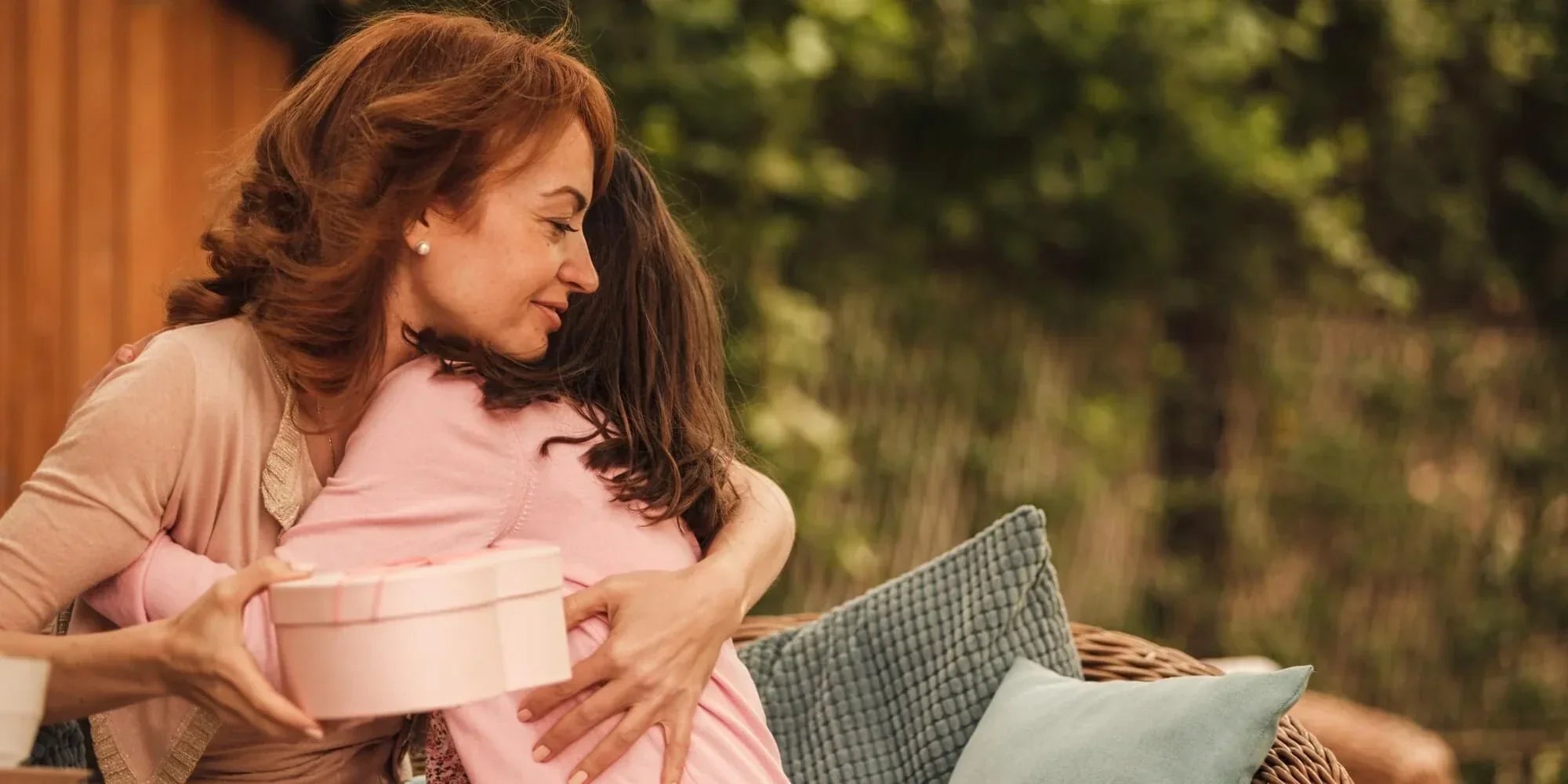 custom gold necklace for mom