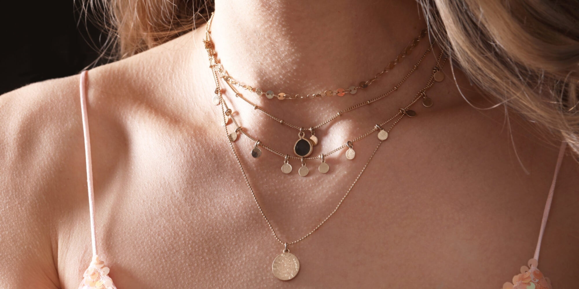 gold pendant necklaces