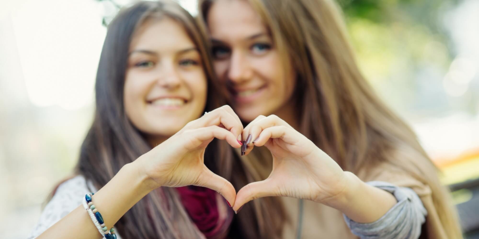 how to choose a picture for a heart necklace