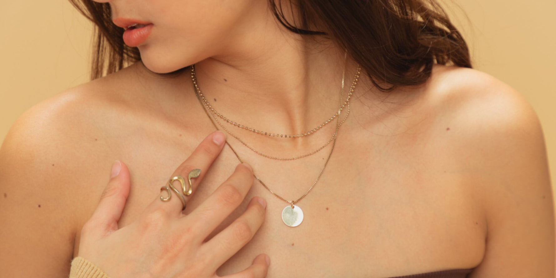 how to choose gold pendant necklace