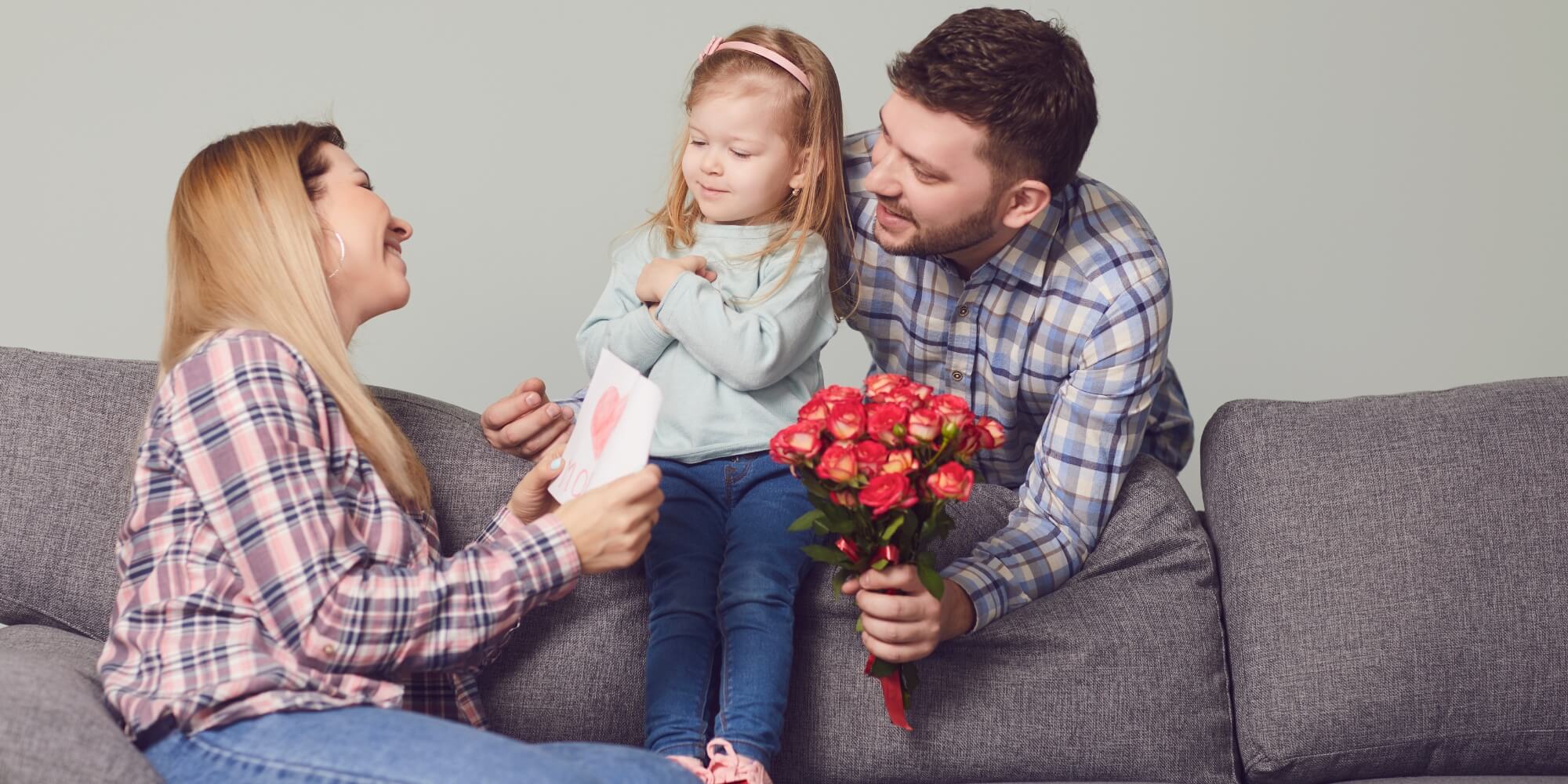 initial necklace gift ideas