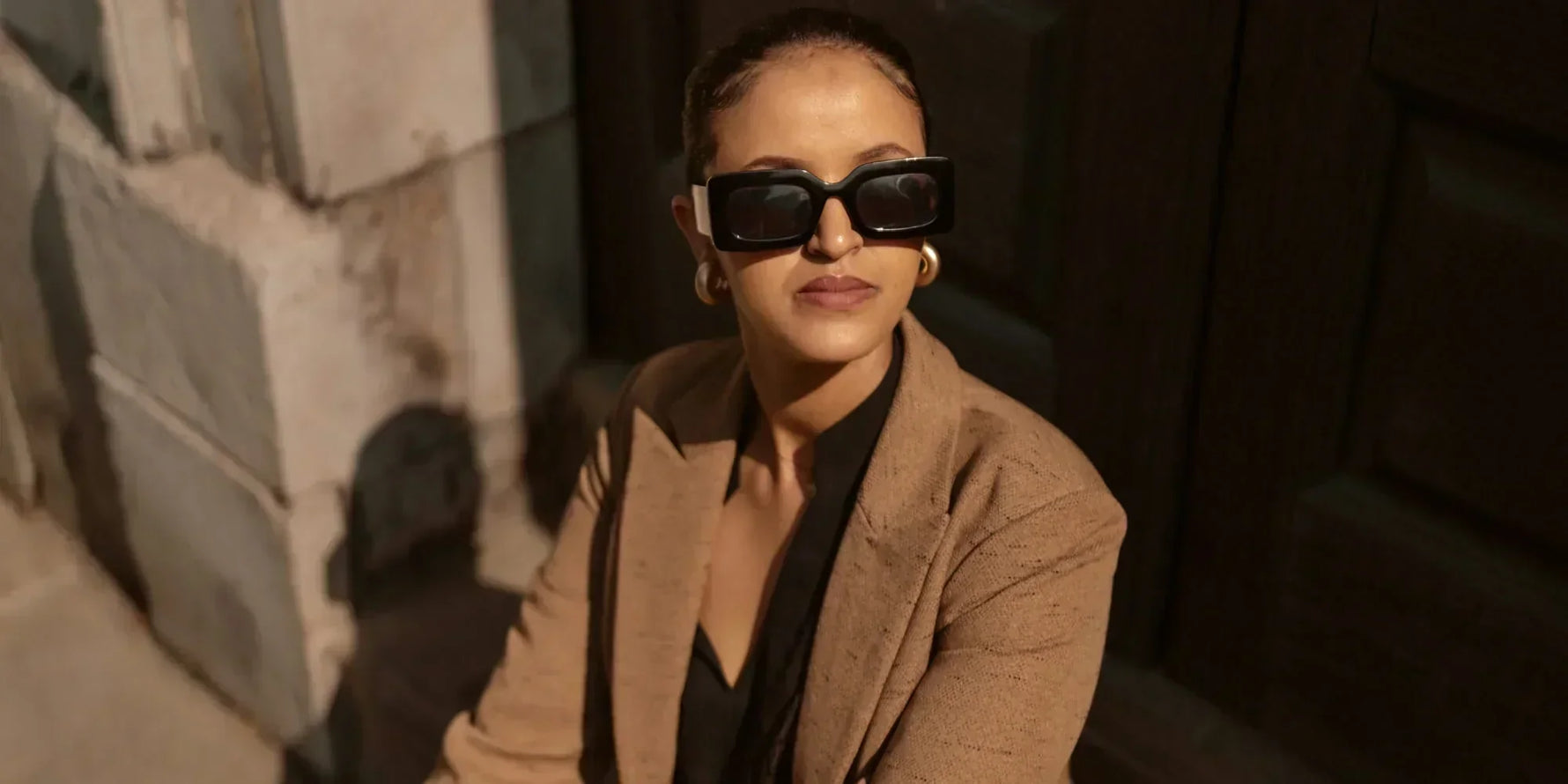 Minimalist Earrings for Women: Styling for Work, Weekend & Weddings