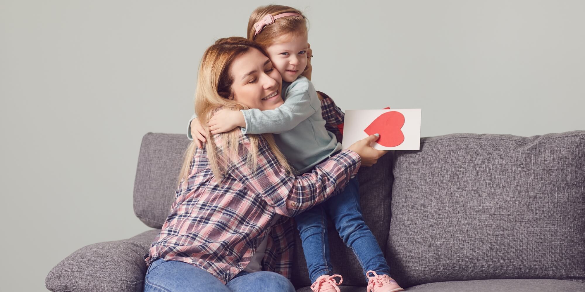 personalized jewelry gifts for mom