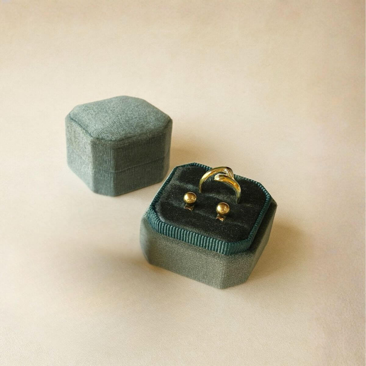 Velvet Ring Box