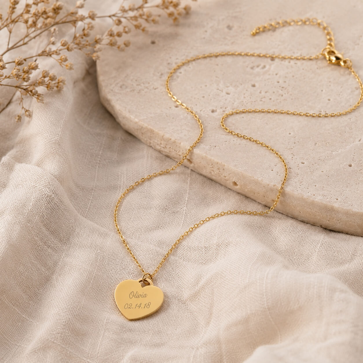 gold personalized heart pendant necklace