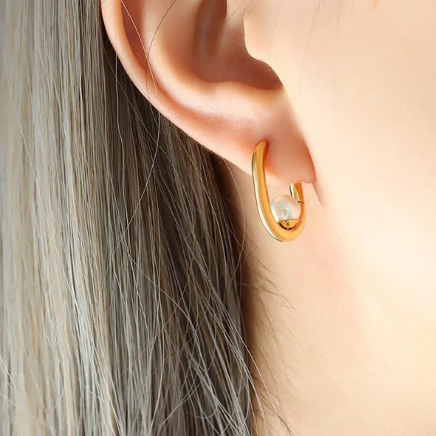 U-Shaped Pearl Hoop Earrings
