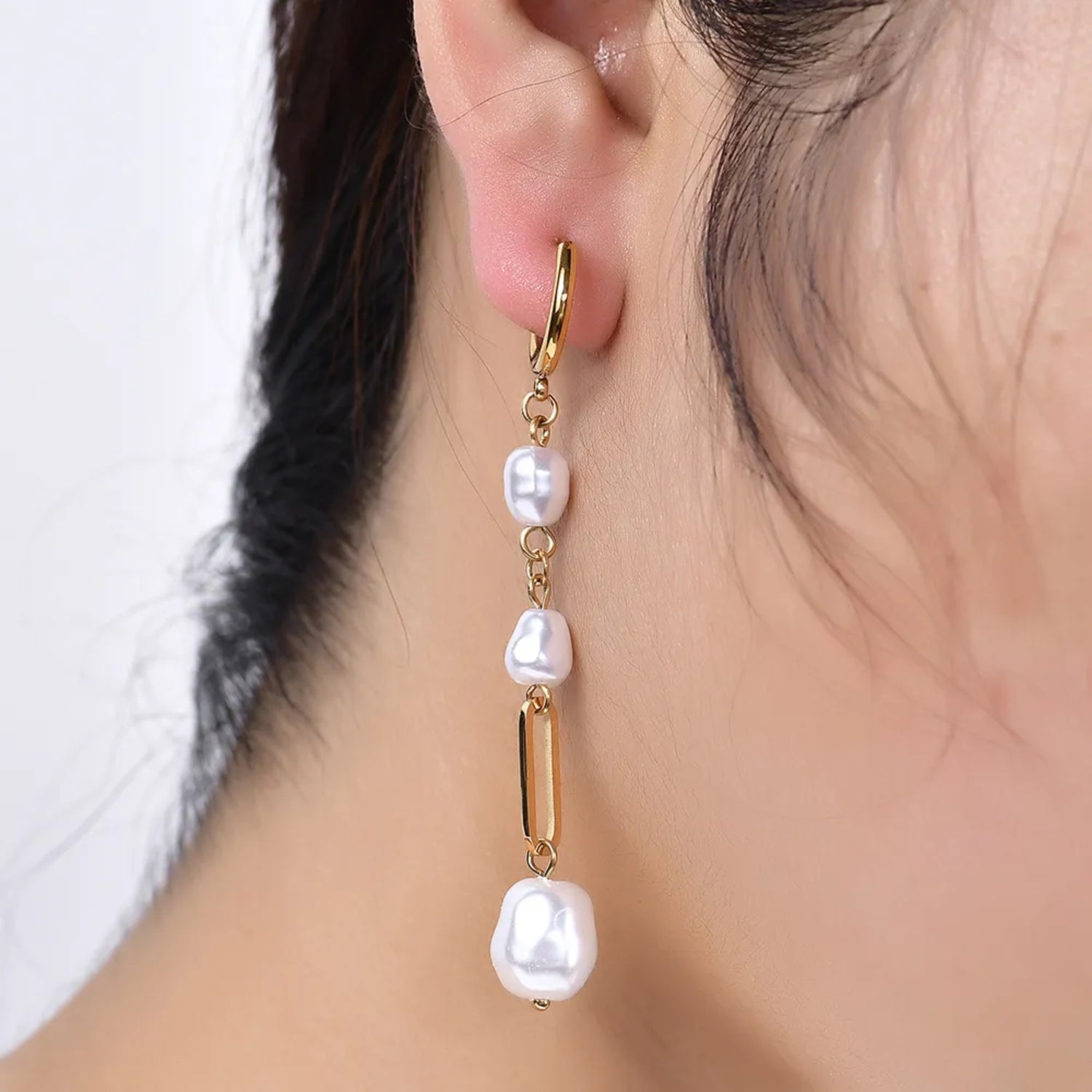 Pearl Dangle Earrings