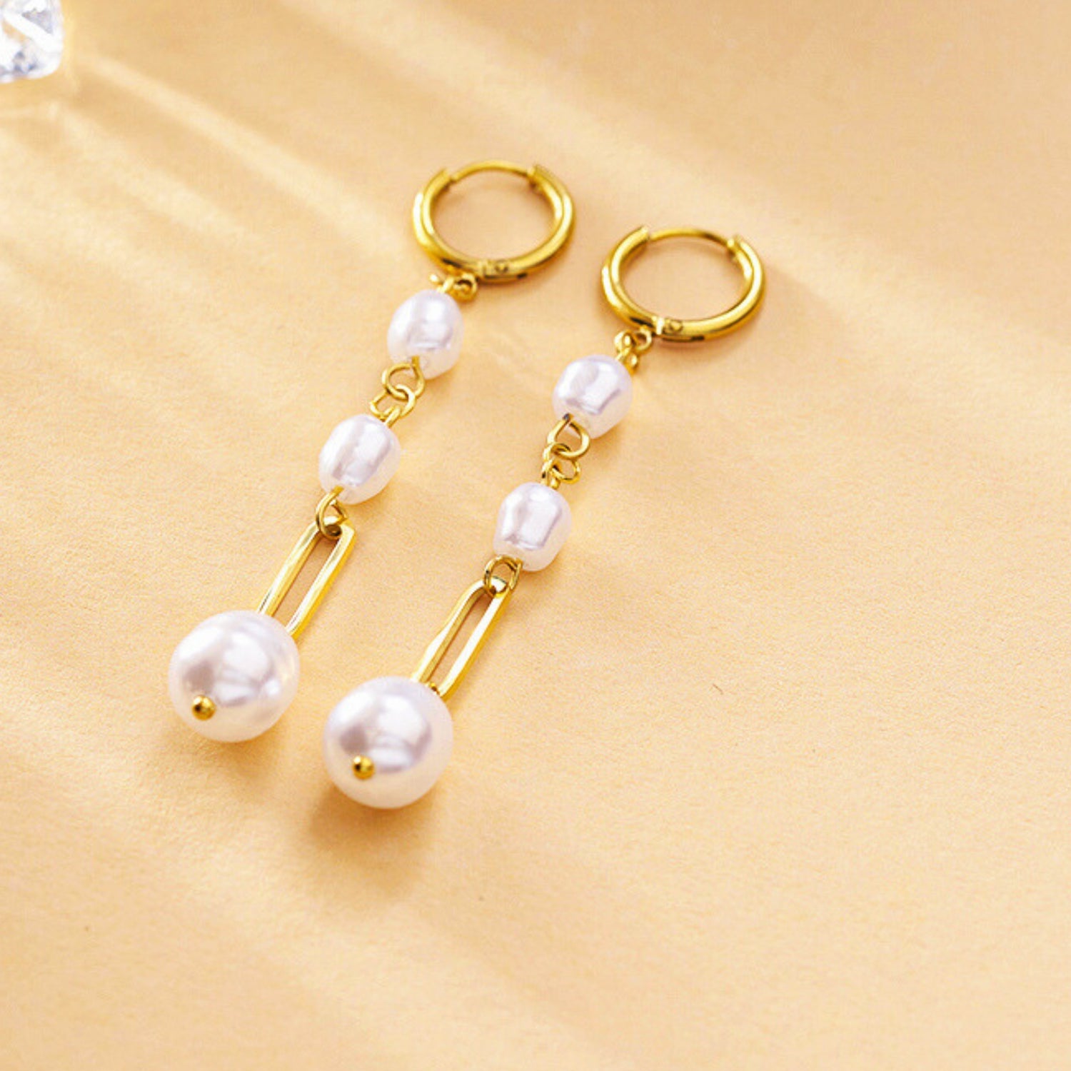 Pearl Dangle Earrings