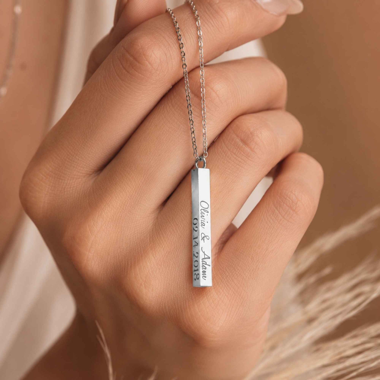 Four-Sided Vertical Bar Necklace