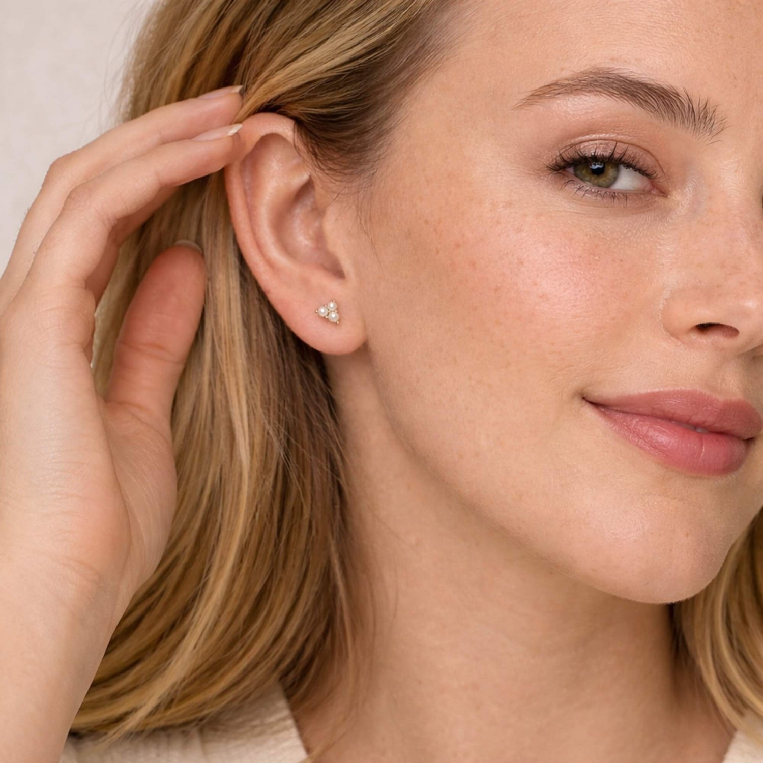 Petite Pearl Trio Whisper Studs