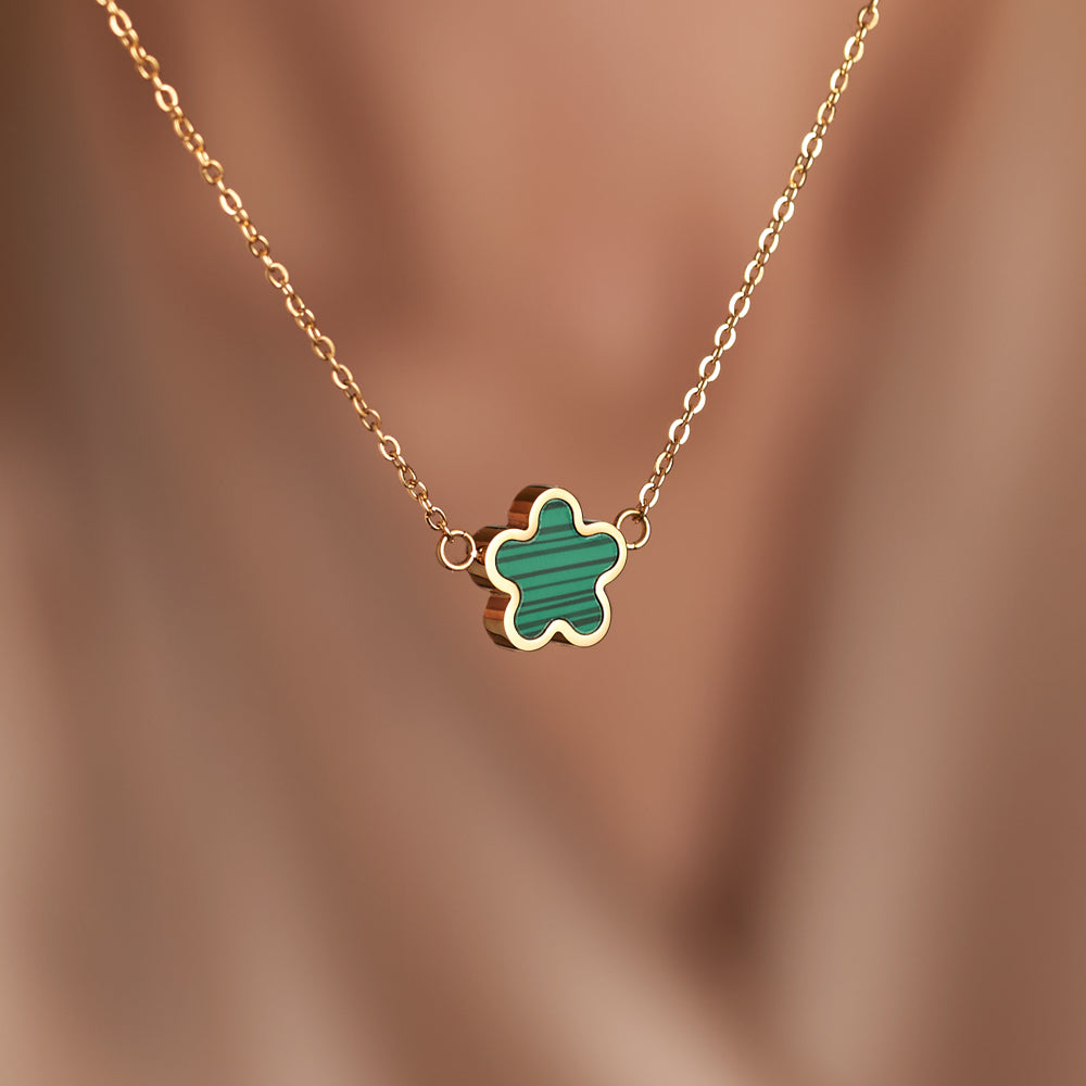 Elegant Clover Leaf Necklace