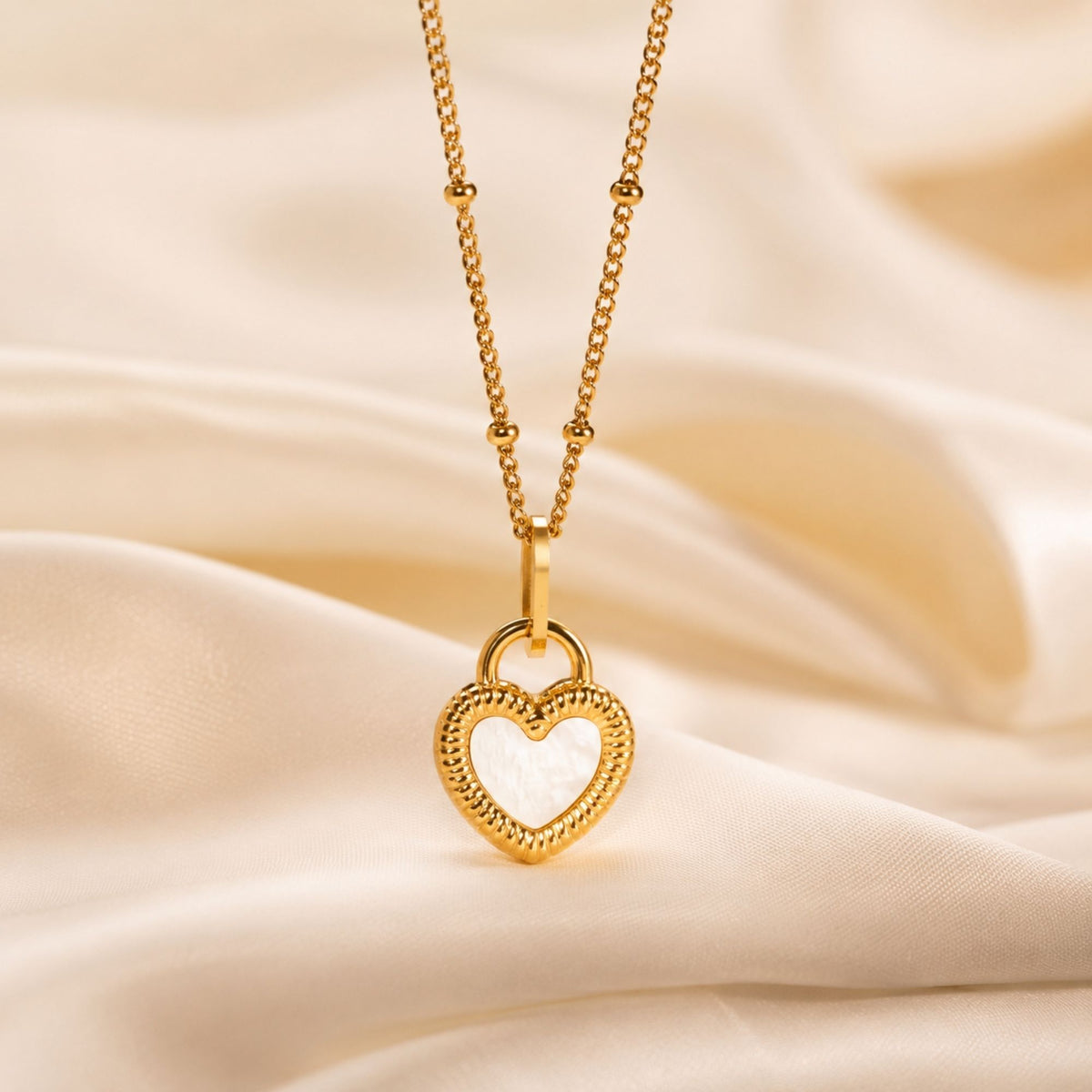 heart pendant necklace