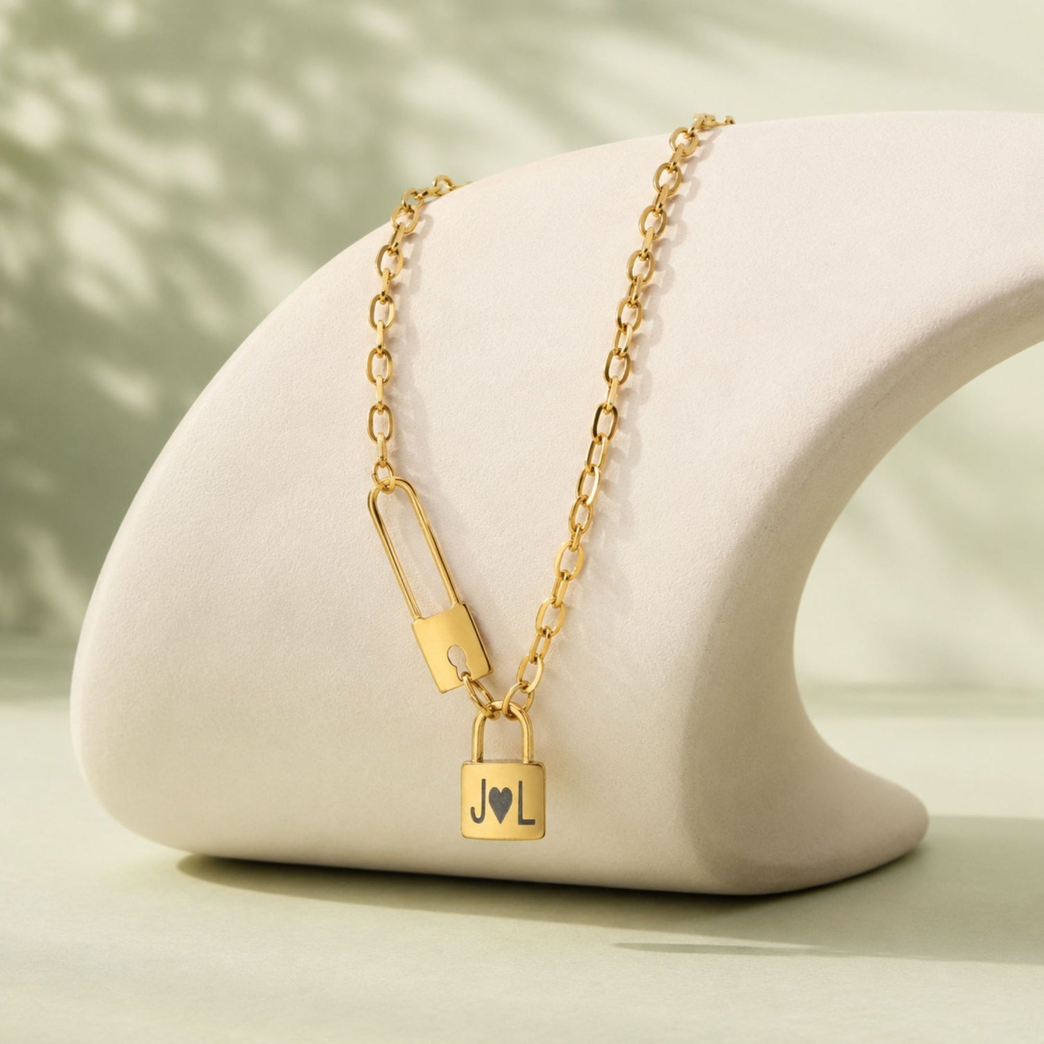 Paper Clip Link Chain Necklace