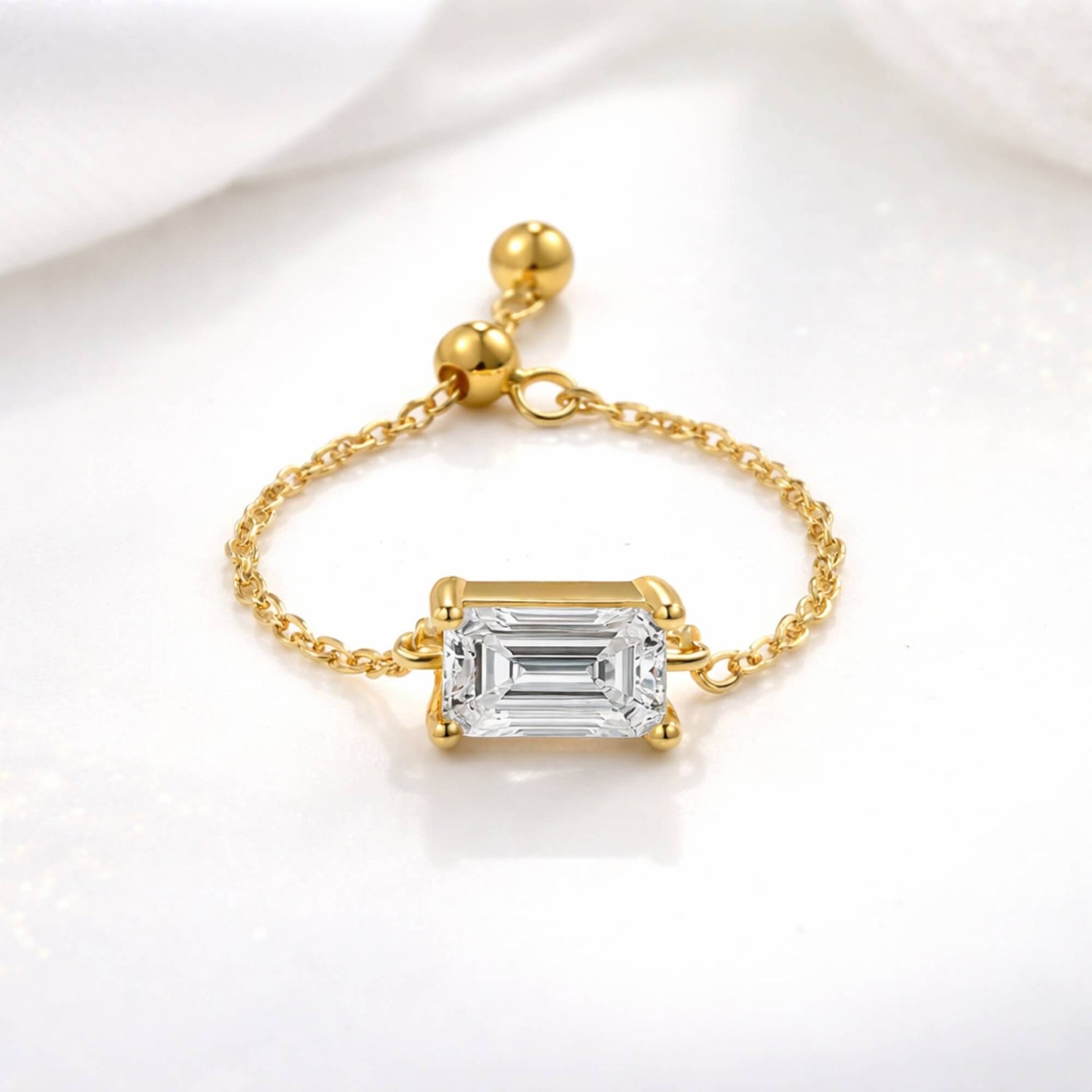 Gold Modern Emerald Chain Ring