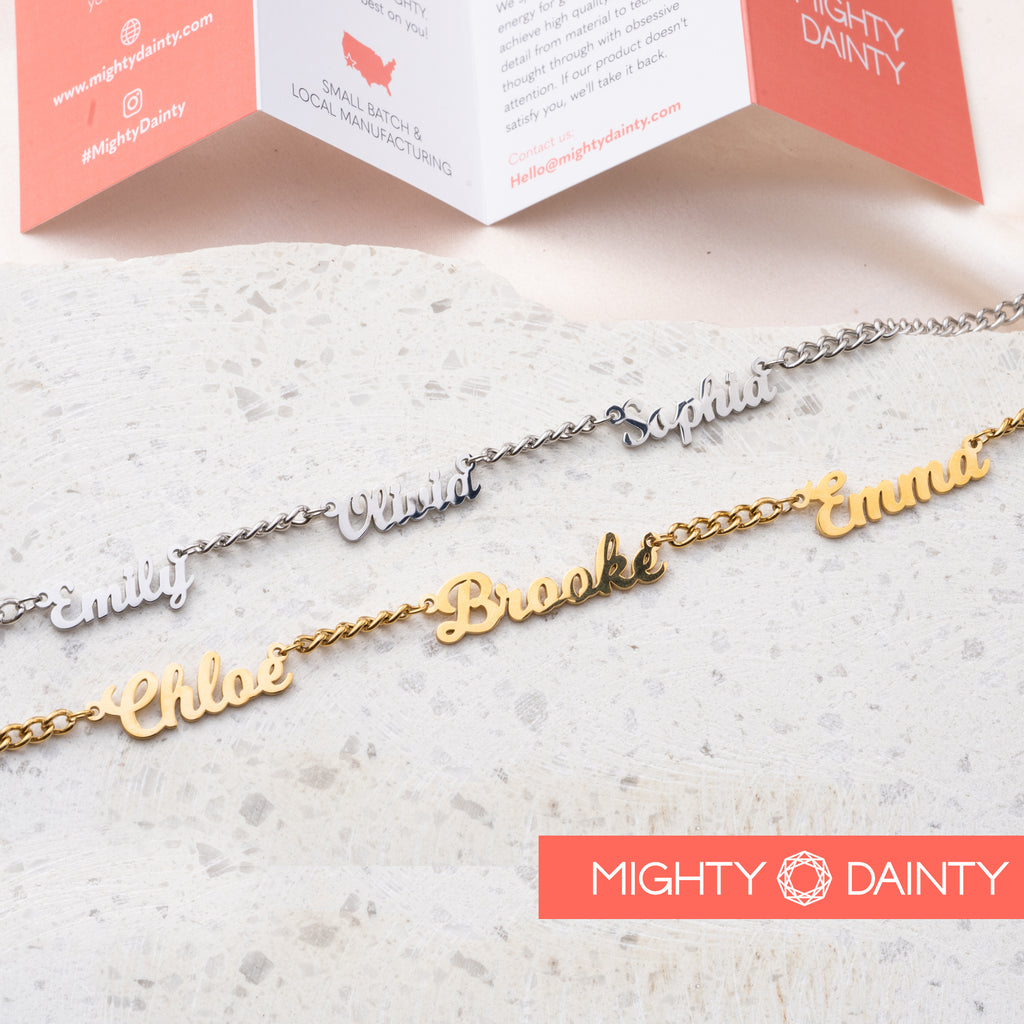 Gold three name necklace with family names and chain 