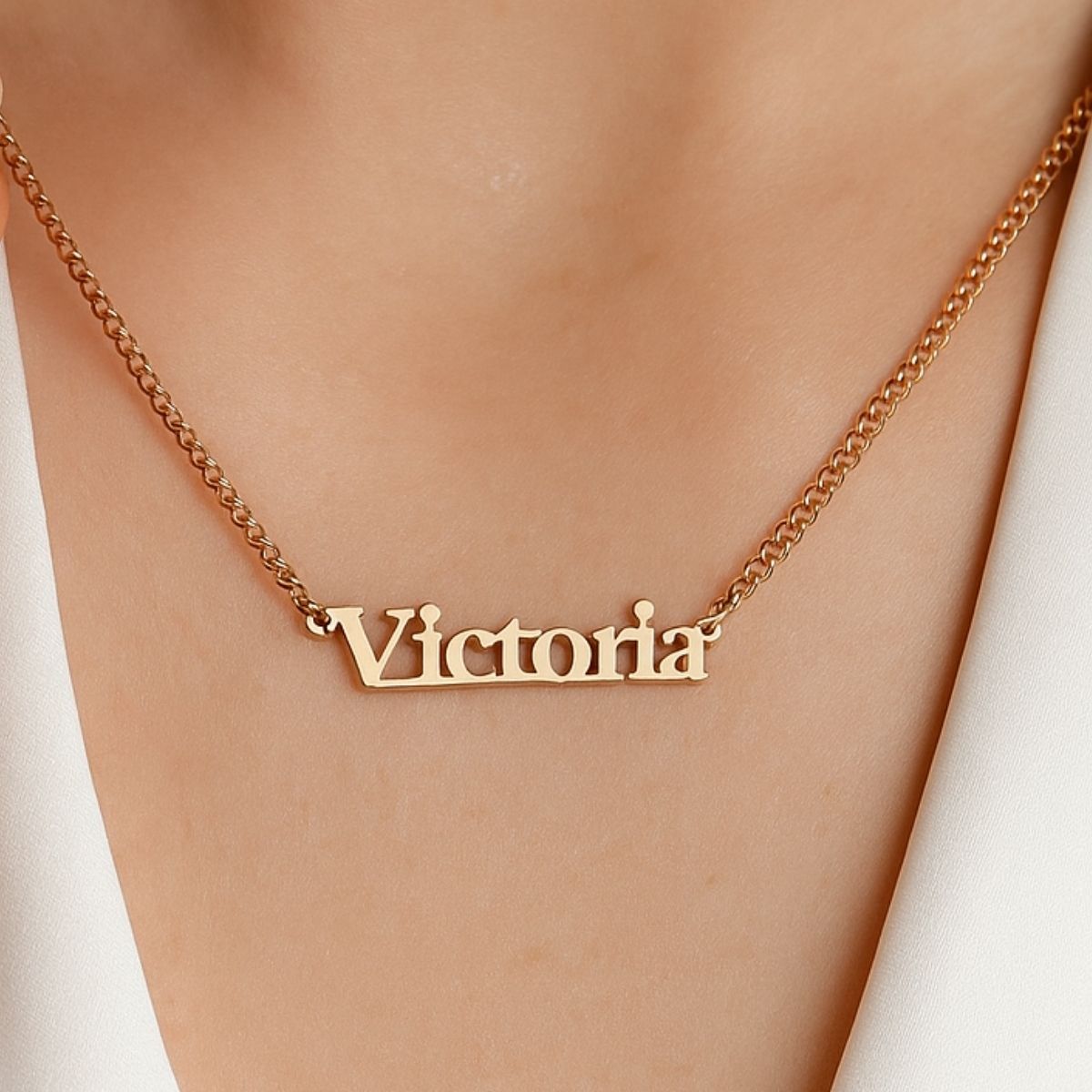 Classic Nameplate Necklace