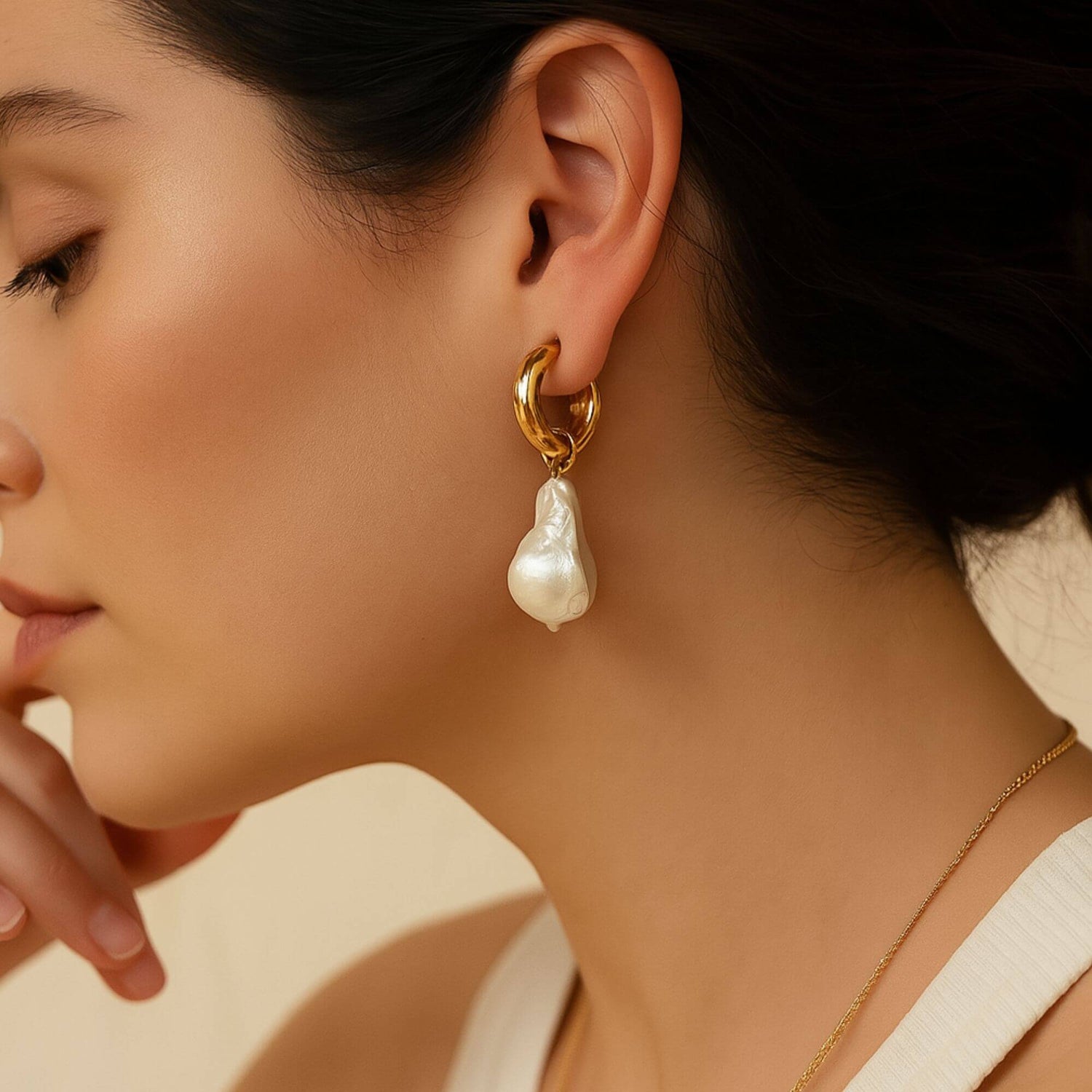 Hanging Pearl Earrings