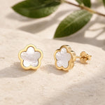 pearl flower stud earrings