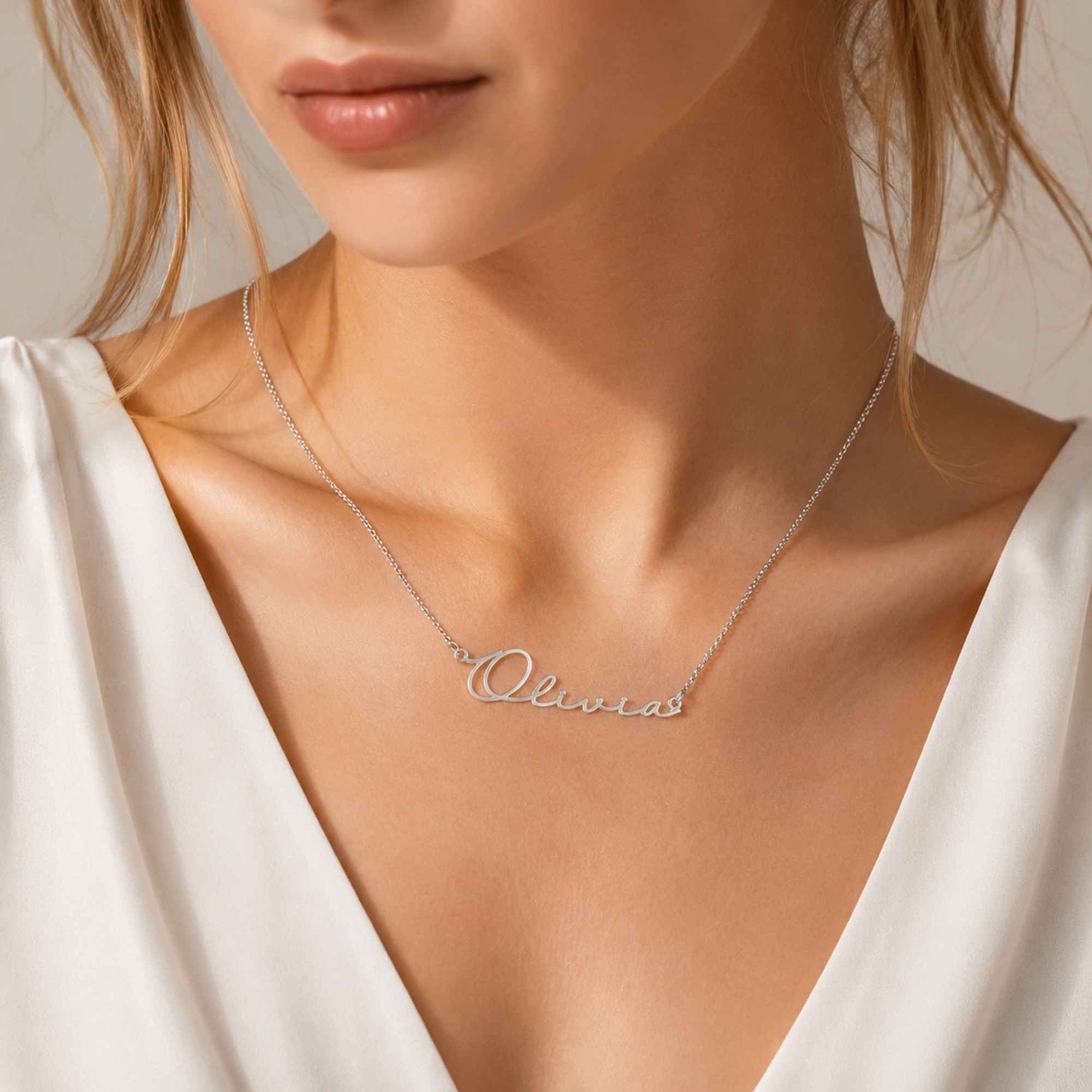 Classic Nameplate Necklace