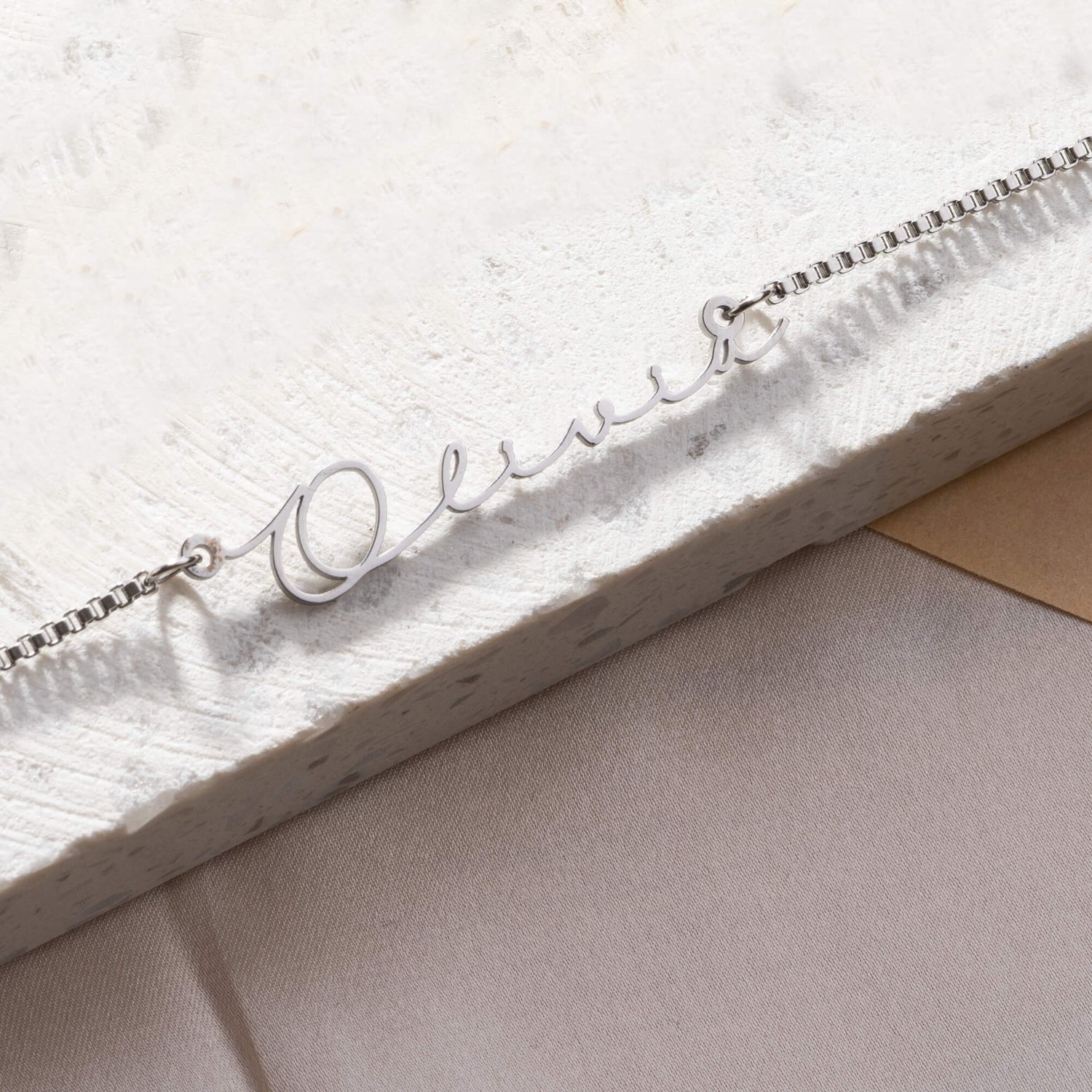 Classic Nameplate Necklace