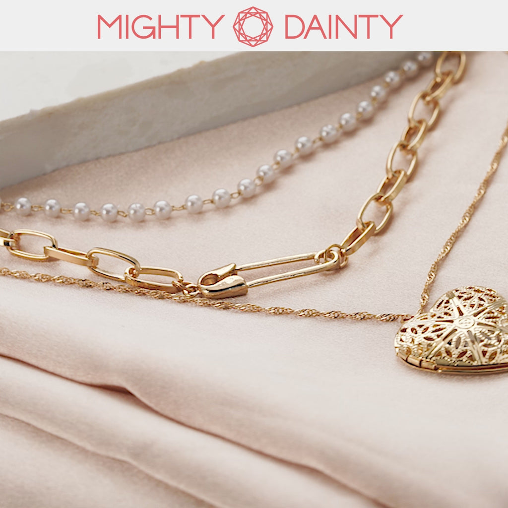 Triple Layer Heart Photo Necklace Set