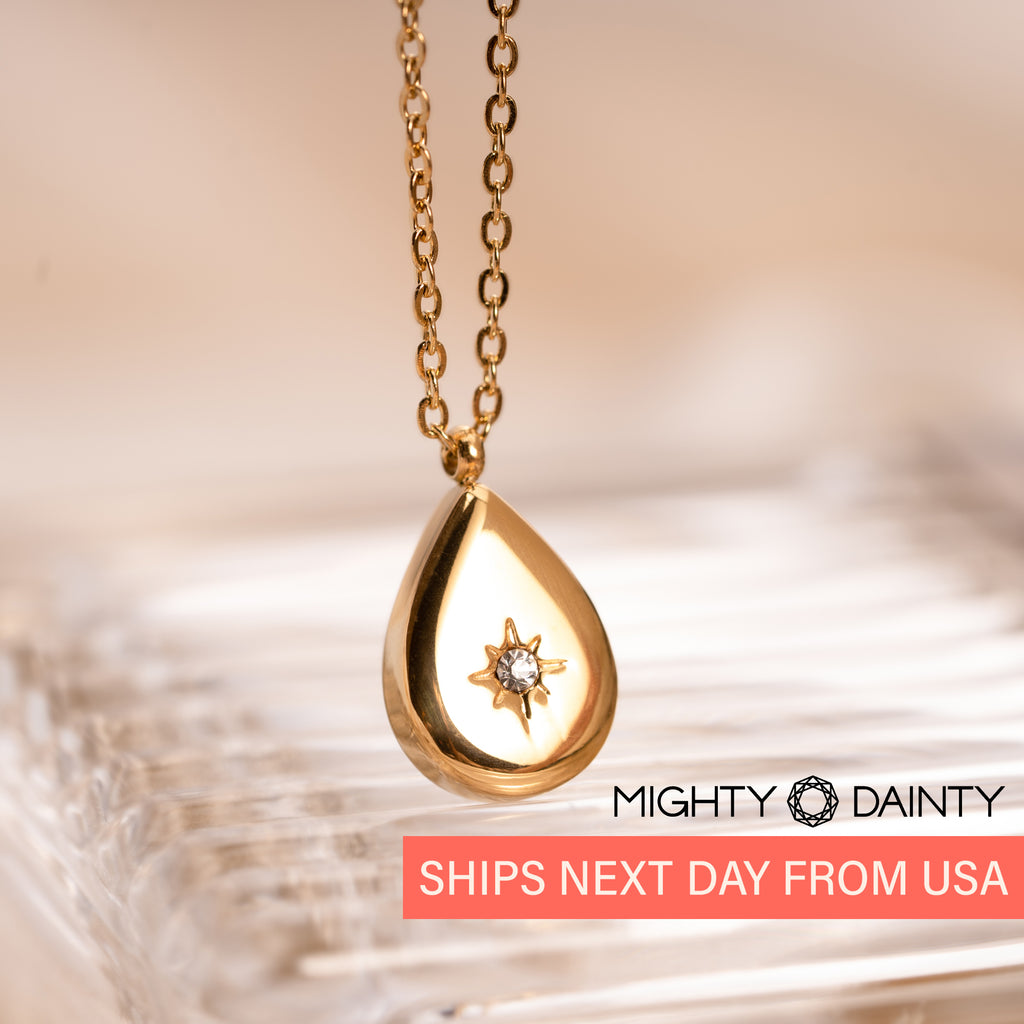 Zirconia star gold plated teardrop necklace 
